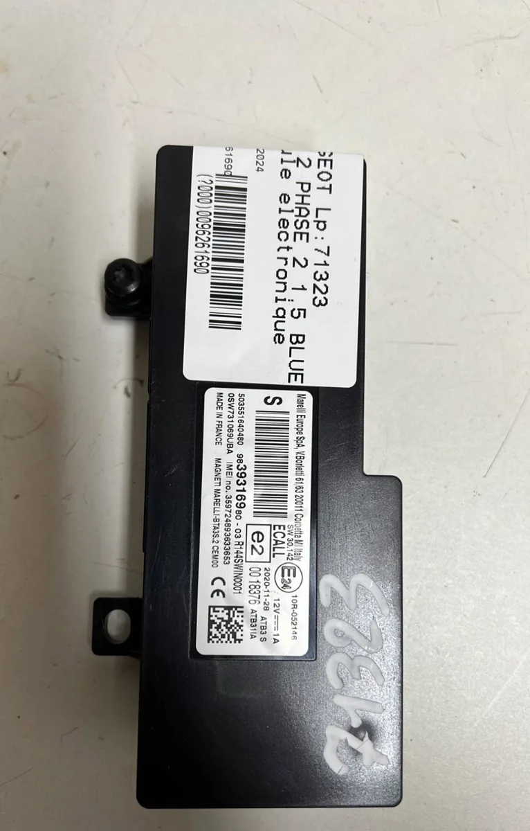 Platine fusible av Peugeot 308 II (LB_, LP_, LW_, LH_, L3_) 1.5 bluehdi 130 (2017-2021) occasion