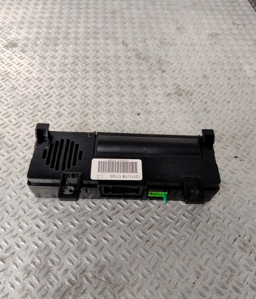 Platine fusible av PEUGEOT 5008 2 5008 2 PHASE 1 occasion