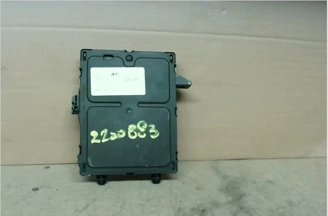 Platine fusible av Renault MEGANE IV 3-5 portes (B9A-M-N_) 1.6 dci 130 (b9a4) (2015) occasion