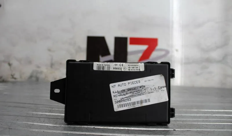 Platine fusible av RENAULT TWINGO 1 PHASE 1 occasion