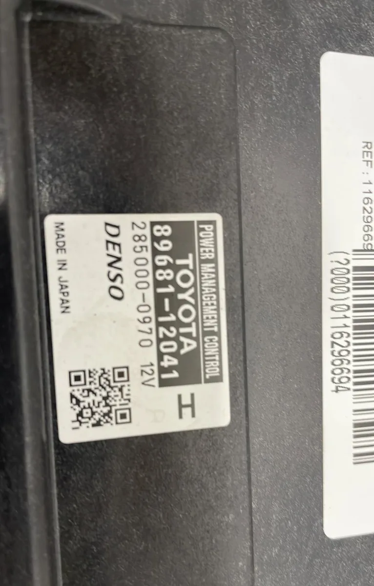 Platine fusible av Toyota AURIS (_E15_) 1.8 hybrid (zwe150_) (2010-2012) occasion