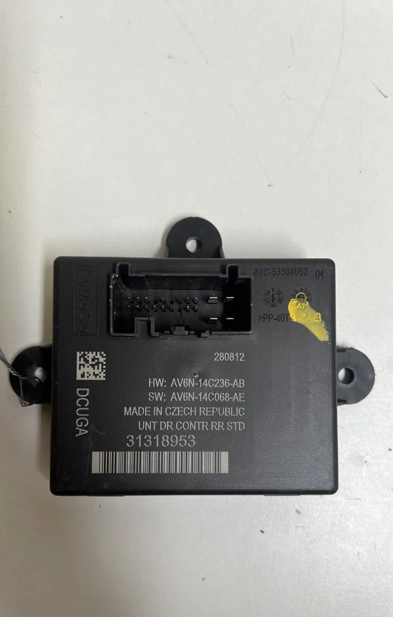 Platine fusible av Volvo V40 3-5 portes (525) D3 (2012-2015) occasion