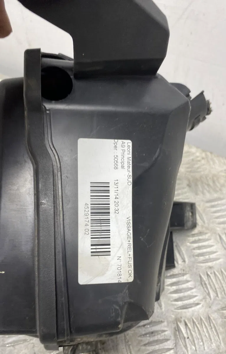 Platine fusible habitacle PEUGEOT 208 1 PHASE 1 occasion