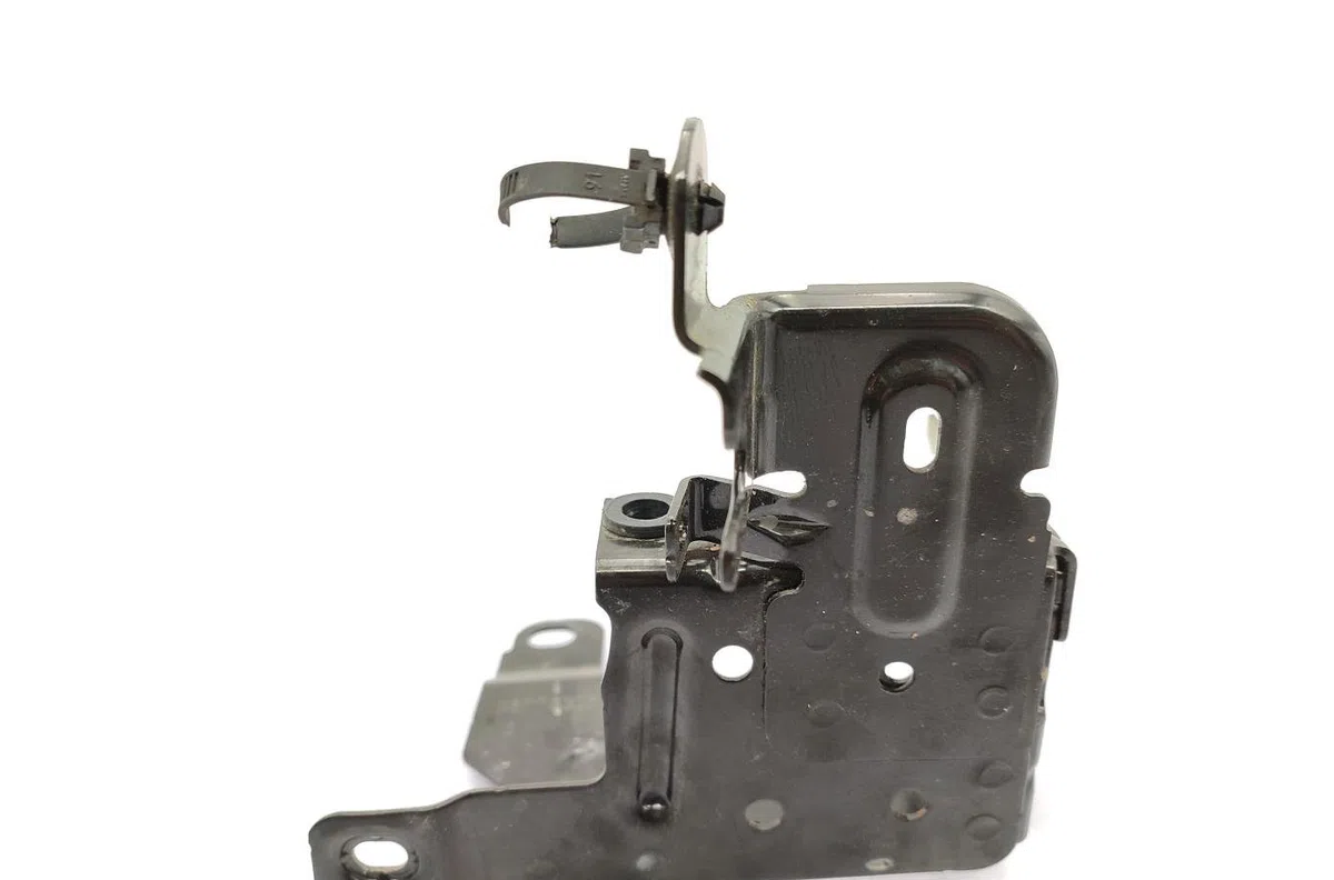 Platine fusible habitacle PEUGEOT 308 2 SW PHASE 1 BREAK occasion