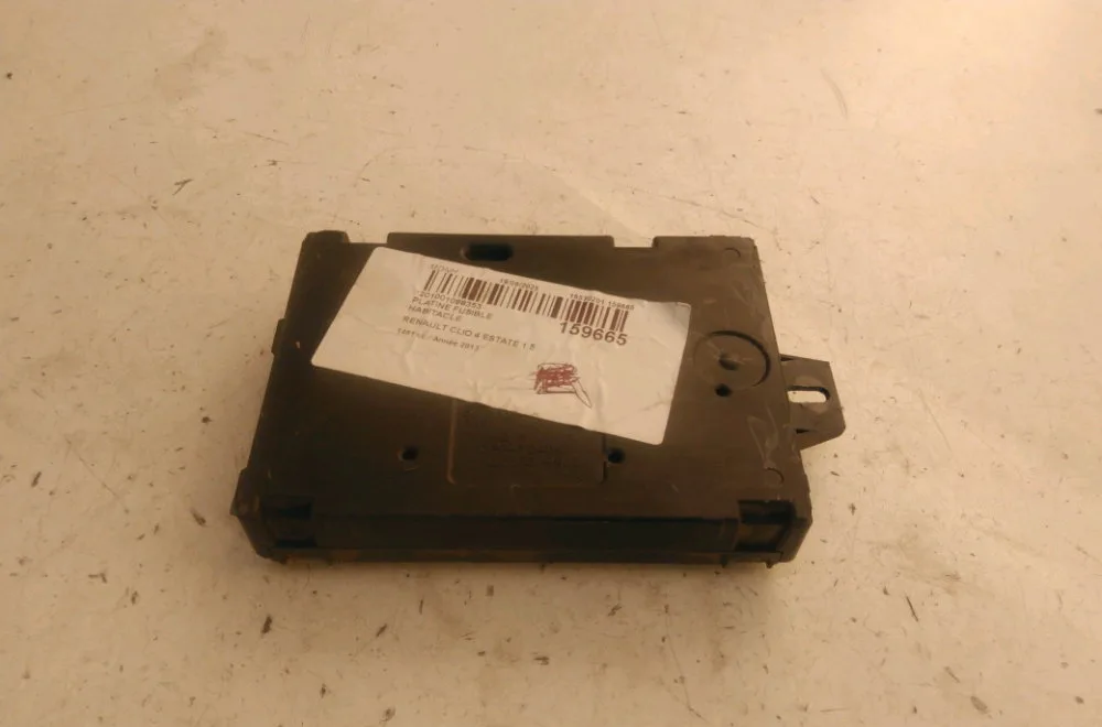 Platine fusible habitacle Renault CLIO IV Grandtour (KH_) 1.5 dci 90 (khn3, khn4) (2012) 5 portes occasion