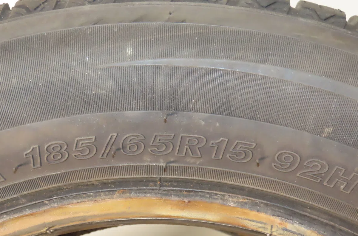 Pneumatiques Peugeot 207-207 (WA_, WC_) 1.4 hdi (2006-2015) 5 portes occasion