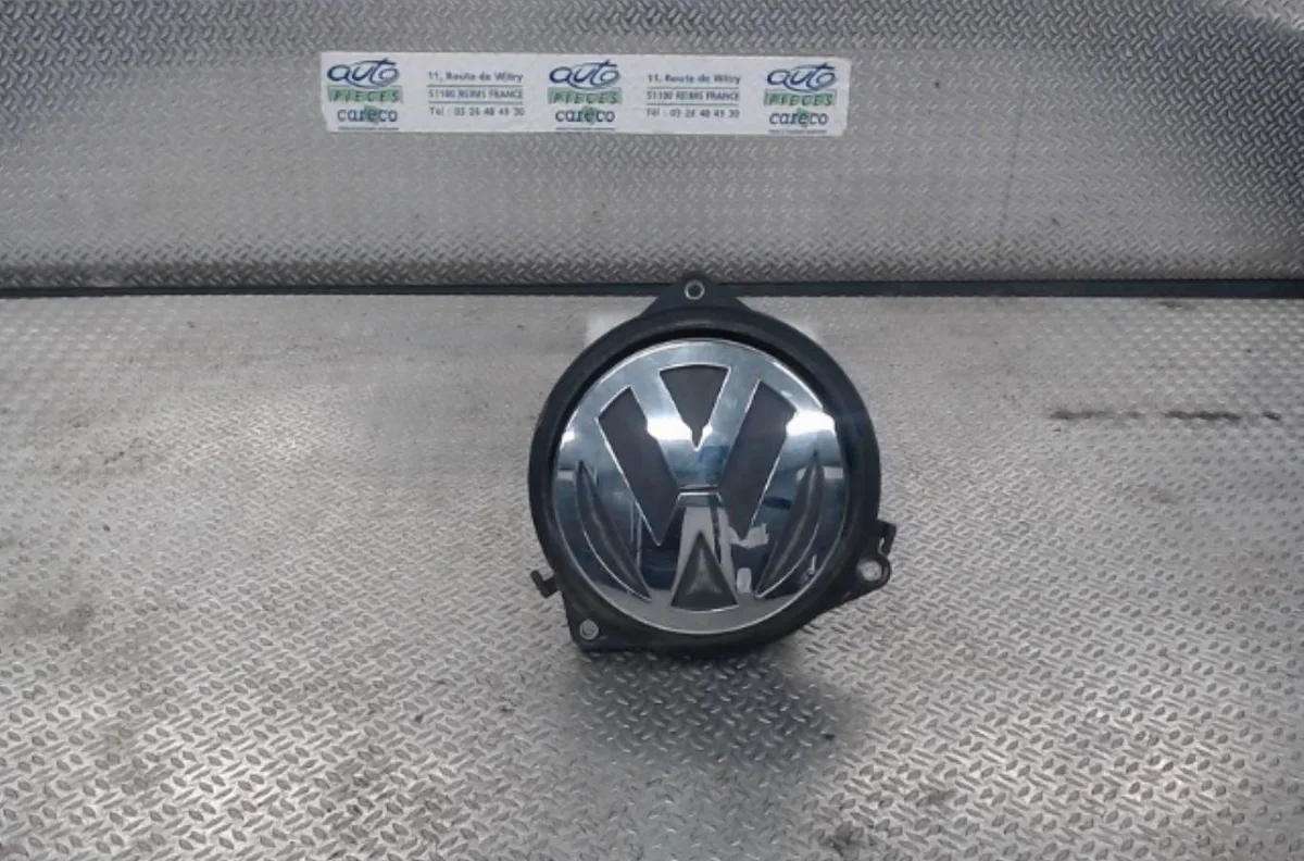 Poignee ext coffre VOLKSWAGEN PASSAT 5  PASSAT 5 CC COUPE occasion