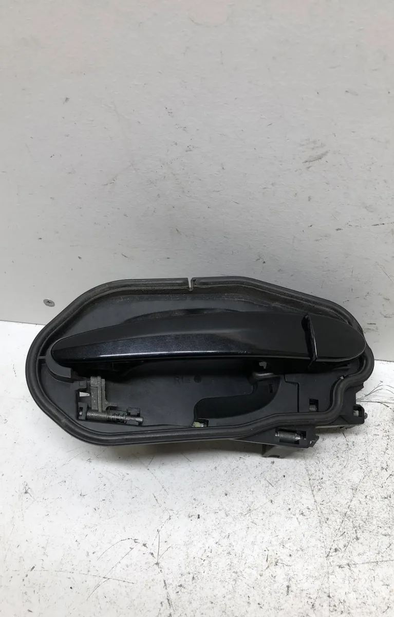 Poignee ext porte ard Bmw X3 (E83) 2.0 d (2004-2007) occasion