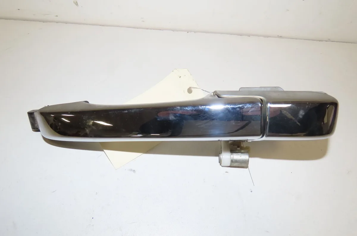 Poignee ext porte ard Honda CR-V II (RD_) 2.2 ctdi (rd9) (2005-2006) occasion