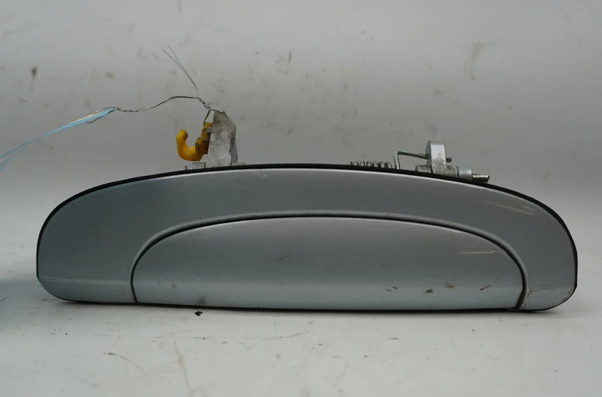 Poignee ext porte ard Hyundai GETZ (TB) 1.6 (2002-2005) occasion
