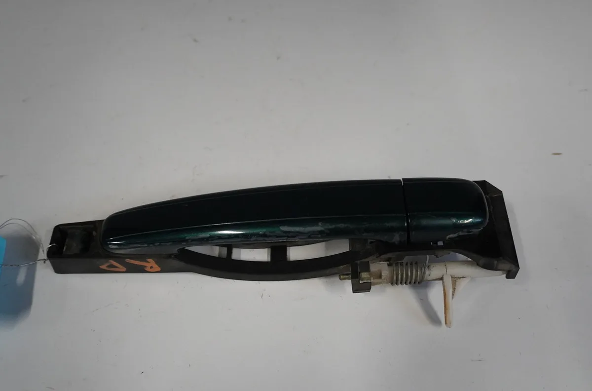 Poignee ext porte ard Peugeot 307 (3A-C) 2.0 hdi 110 (2000-2007) occasion