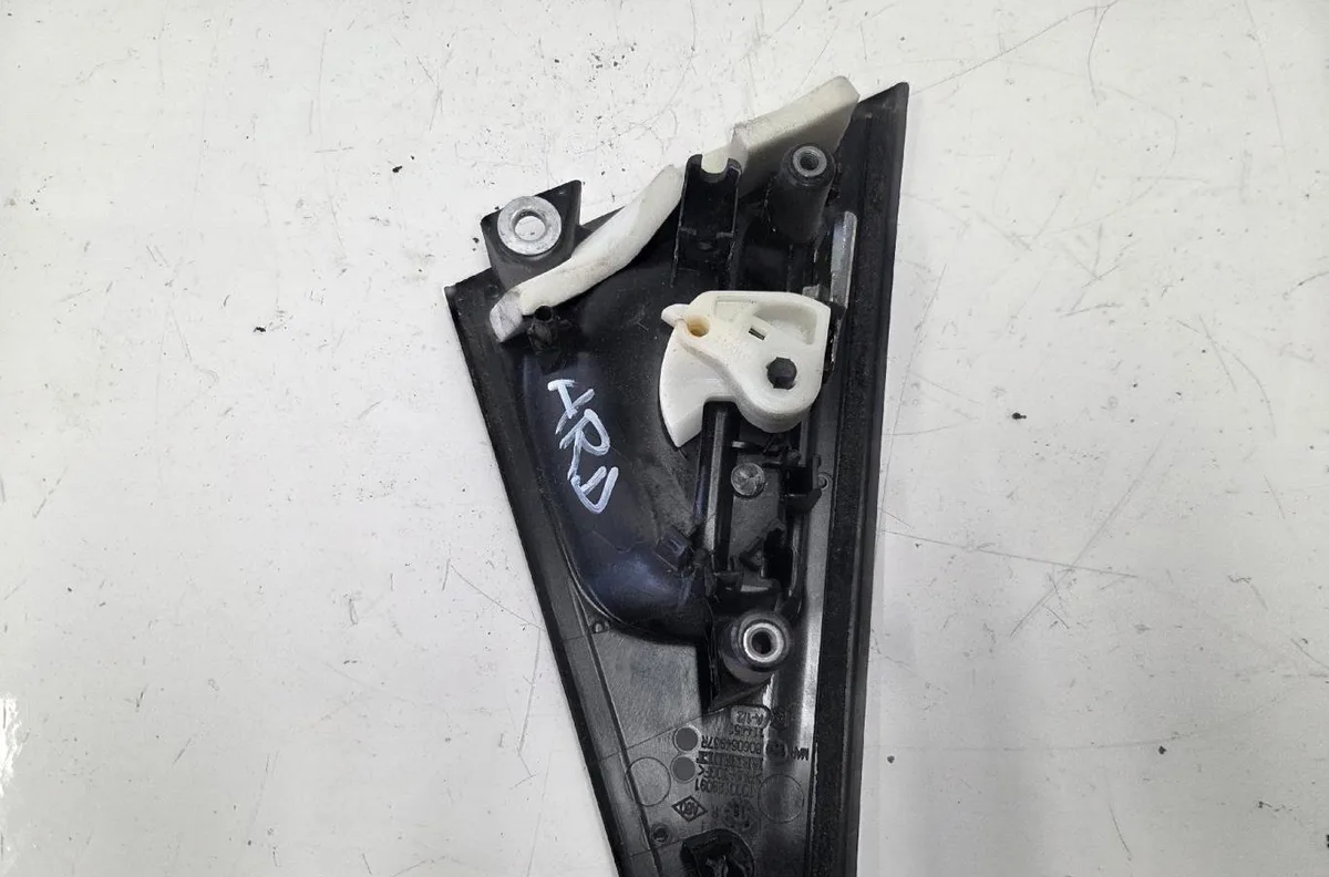 Poignee ext porte ard RENAULT CLIO 4 PHASE 1 occasion