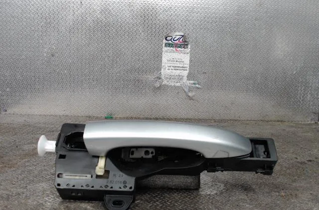 Poignee ext porte ard RENAULT MEGANE 4  MEGANE 4 PHASE 2 occasion