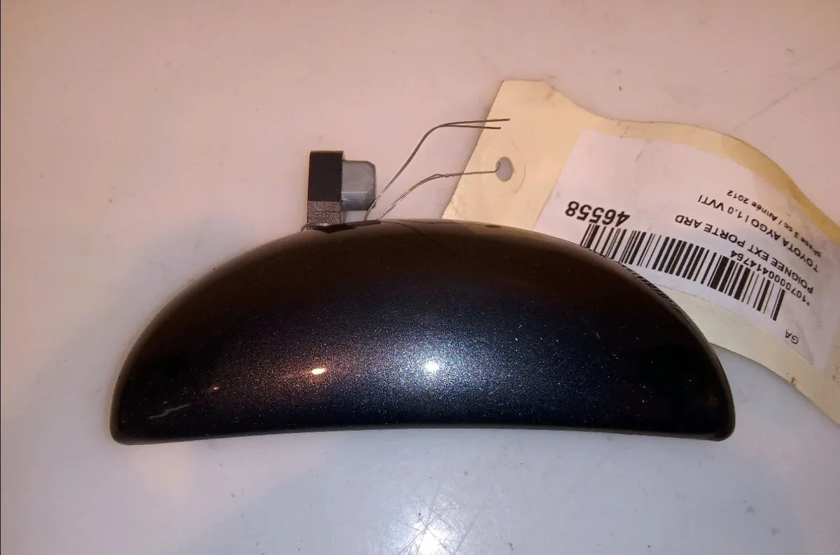 Poignee ext porte ard Toyota AYGO (_B1_) 1.0 (kgb10_) (2005-2014) 5 portes occasion