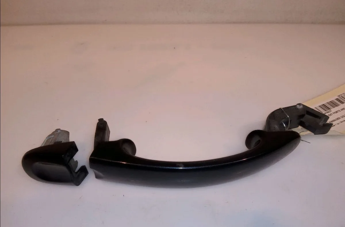 Poignee ext porte ard Volkswagen GOLF V Variant (1K5) 1.9 tdi (2007-2009) occasion