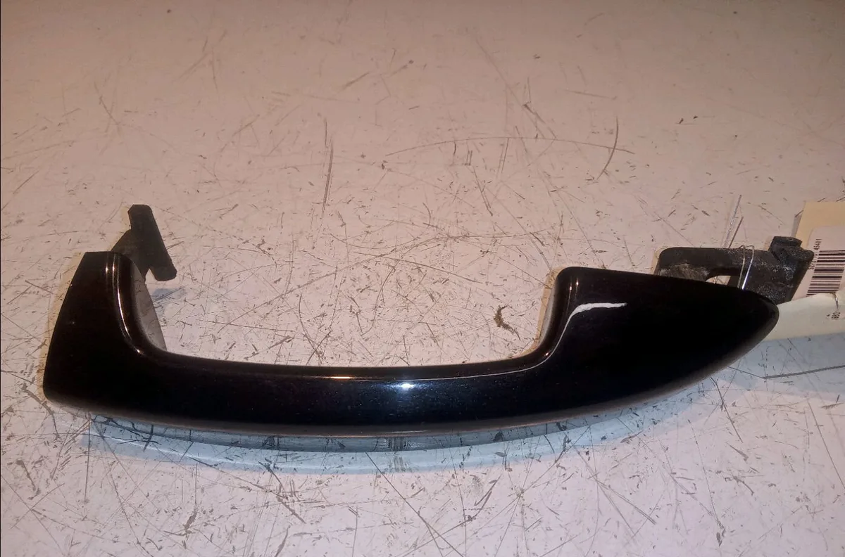 Poignee ext porte ard Volkswagen PASSAT B6 Variant (3C5) 2.0 tdi (2005-2010) 5 portes occasion