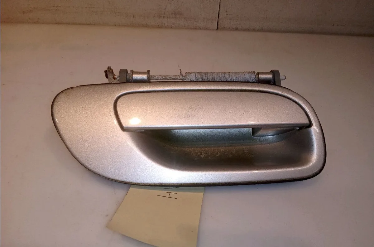 Poignee ext porte ard Volvo S80 I (184) D5 (2001-2006) occasion