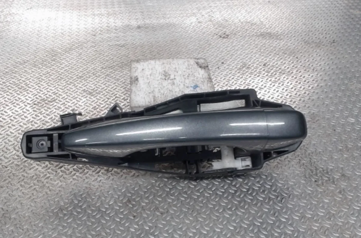 Poignee ext porte arg Citroen C4 II (NC_) 1.6 hdi 90 (2009) 5 portes occasion
