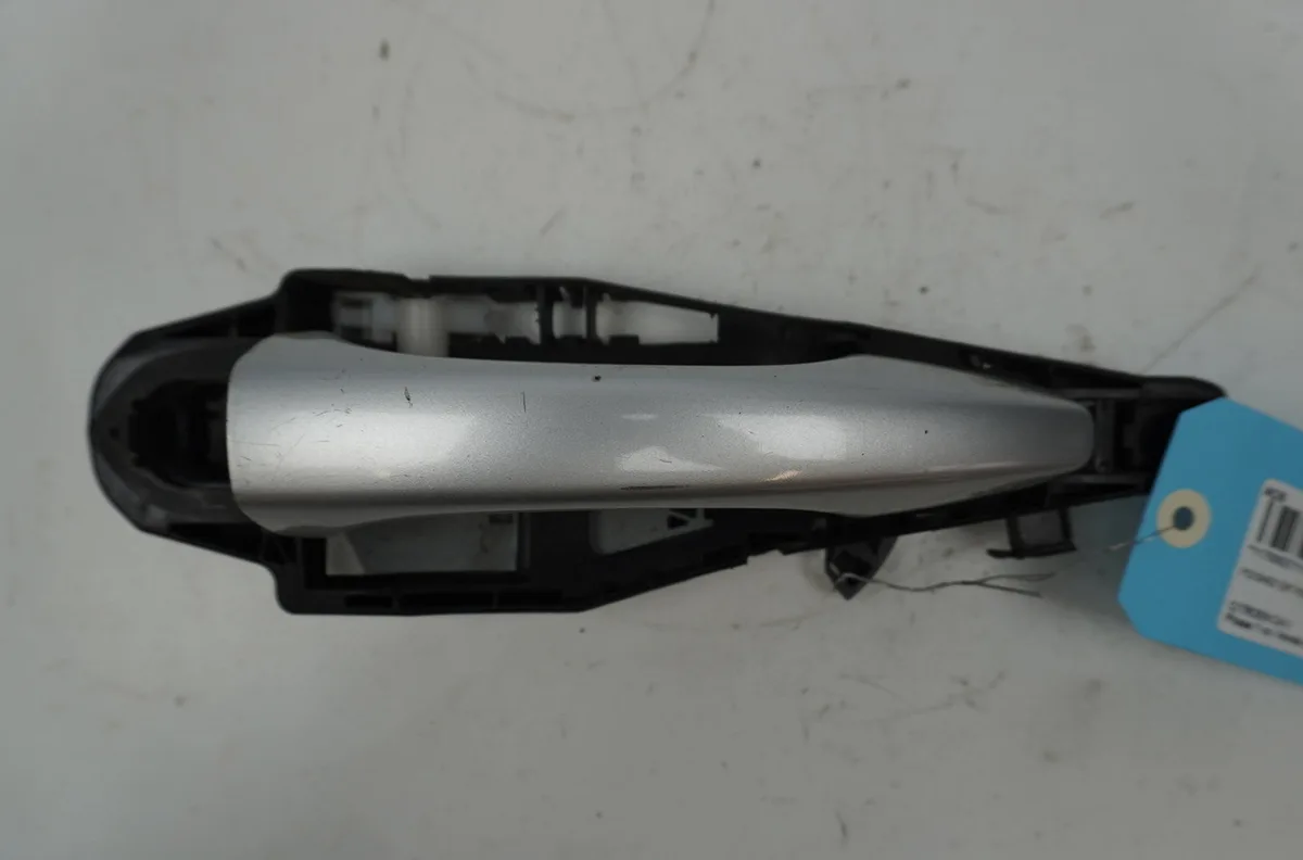Poignee ext porte arg Citroen C4 II (NC_) 1.6 hdi 90 (2009) 5 portes occasion