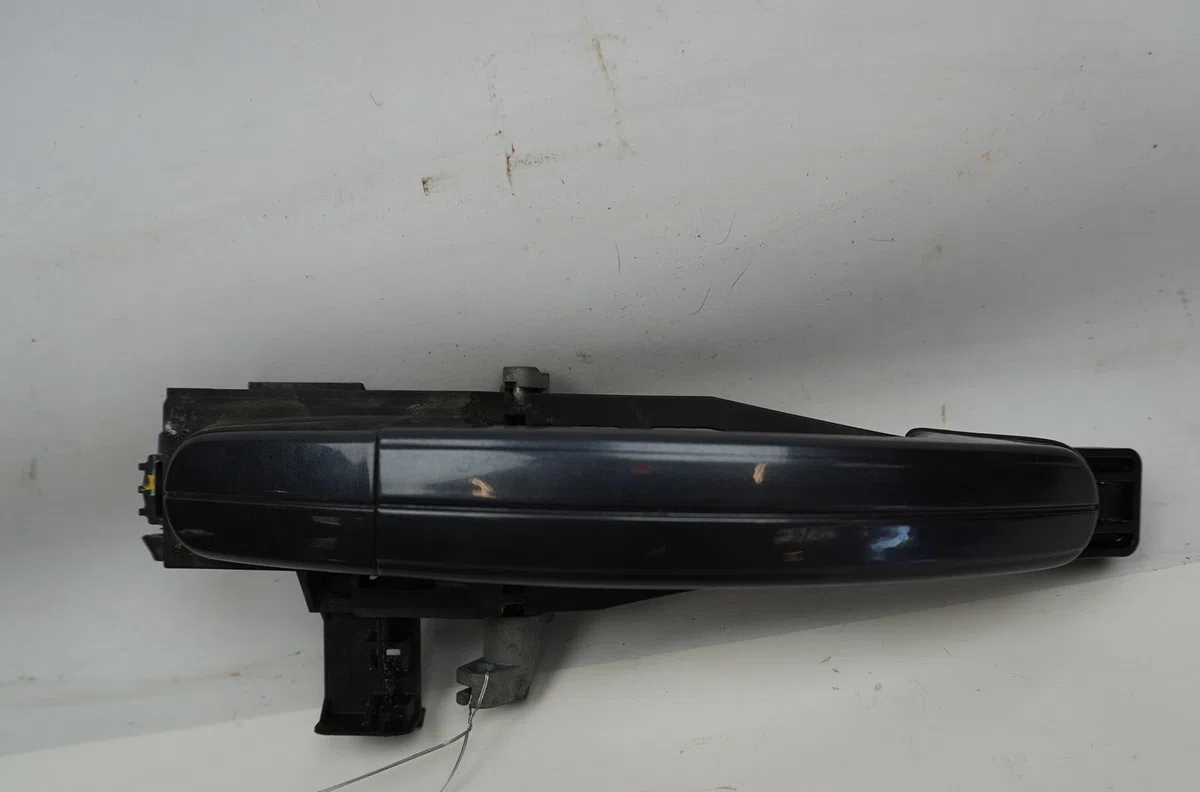 Poignee ext porte arg Ford C-MAX (DM2) 1.8 tdci (2007-2010) 5 portes occasion