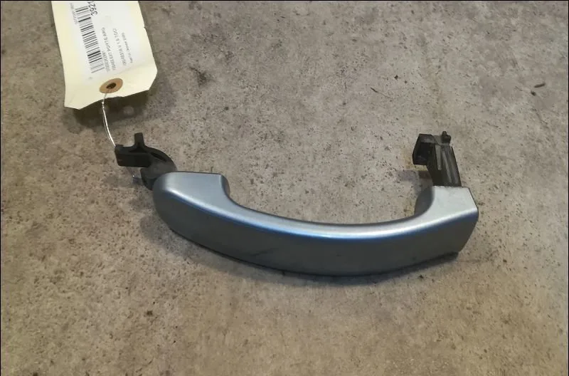 Poignee ext porte arg Ford FIESTA V (JH_, JD_) 1.6 tdci (2004-2008) occasion