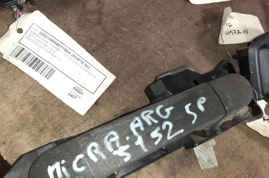 Poignee ext porte arg Nissan MICRA III (K12) 1.2 16v (2003-2010) occasion
