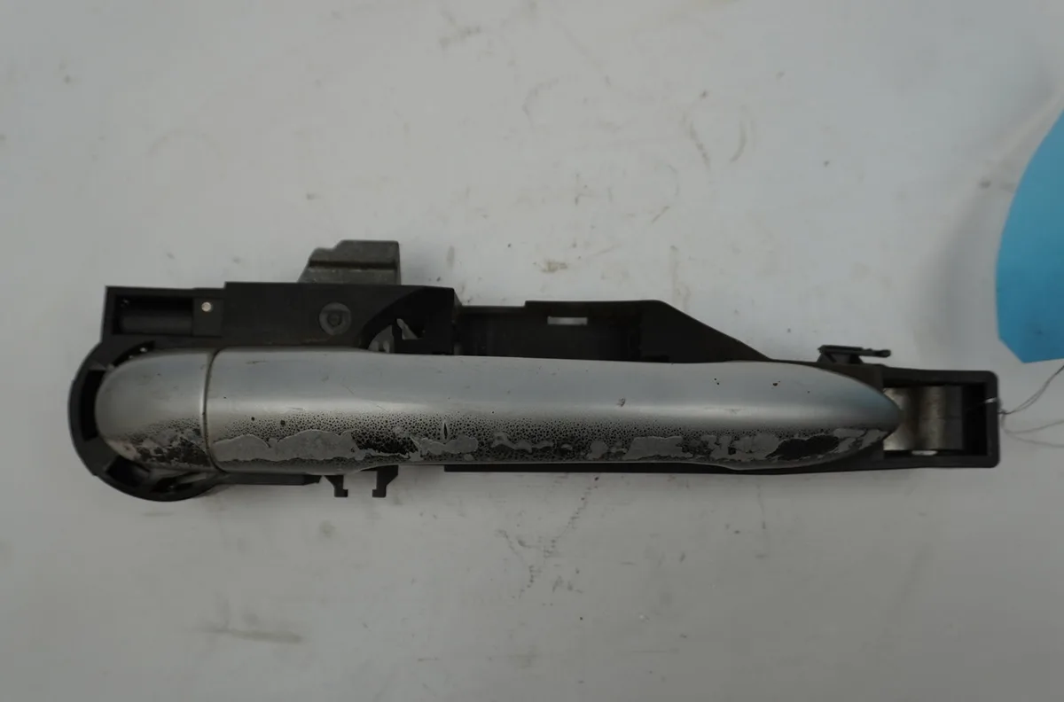 Poignee ext porte arg Renault CLIO III (BR0-1, CR0-1) 1.5 dci (br17, cr17) (2005-2012) 5 portes occasion