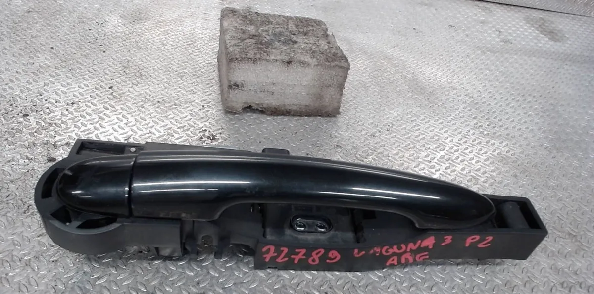 Poignee ext porte arg RENAULT LAGUNA 3 LAGUNA 3 PHASE 2 occasion