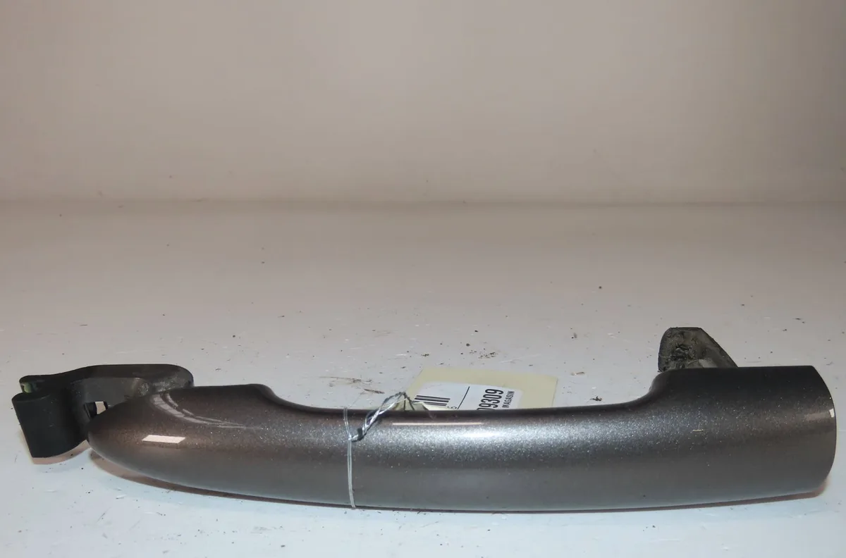 Poignee ext porte arg Renault LAGUNA III (BT0-1) 1.5 dci (bt00, bt0a, bt0t, bt1j) (2007-2015) 5 portes occasion