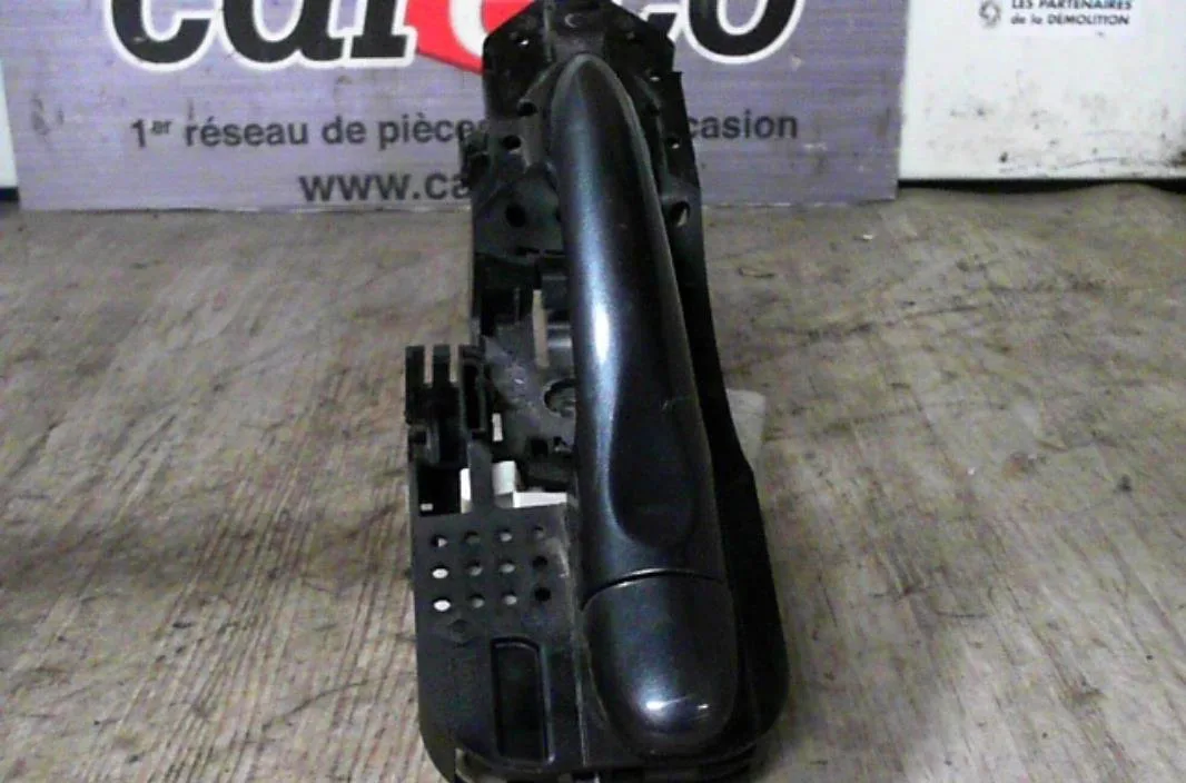 Poignee ext porte arg Renault MEGANE III Grandtour (KZ0-1) 1.5 dci (kz09, kz0d, kz1g, kz29, kz14, kz1w, kz10, kz1f,... (