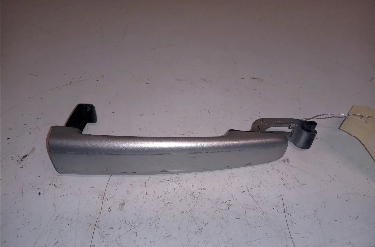 Poignee ext porte avd Citroen C3 I (FC_, FN_) 1.4 hdi (2003-2011) 5 portes occasion