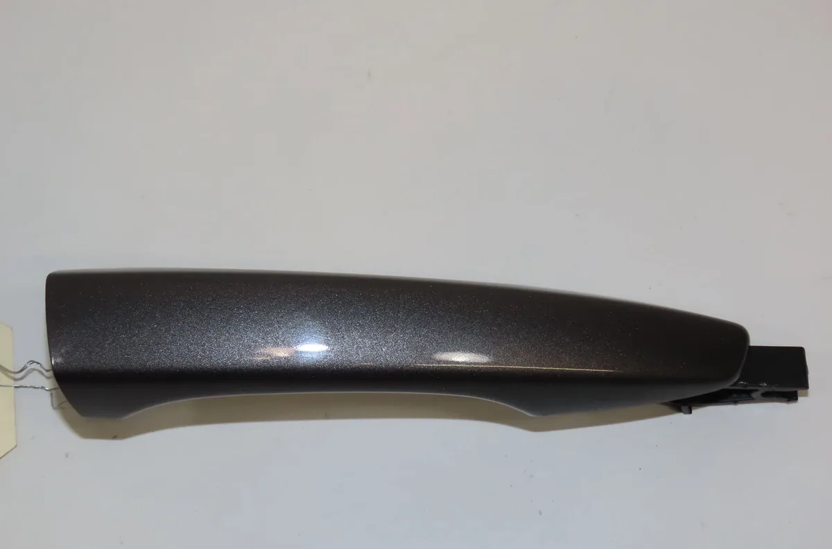 Poignee ext porte avd CITROEN C4 III 2022 occasion