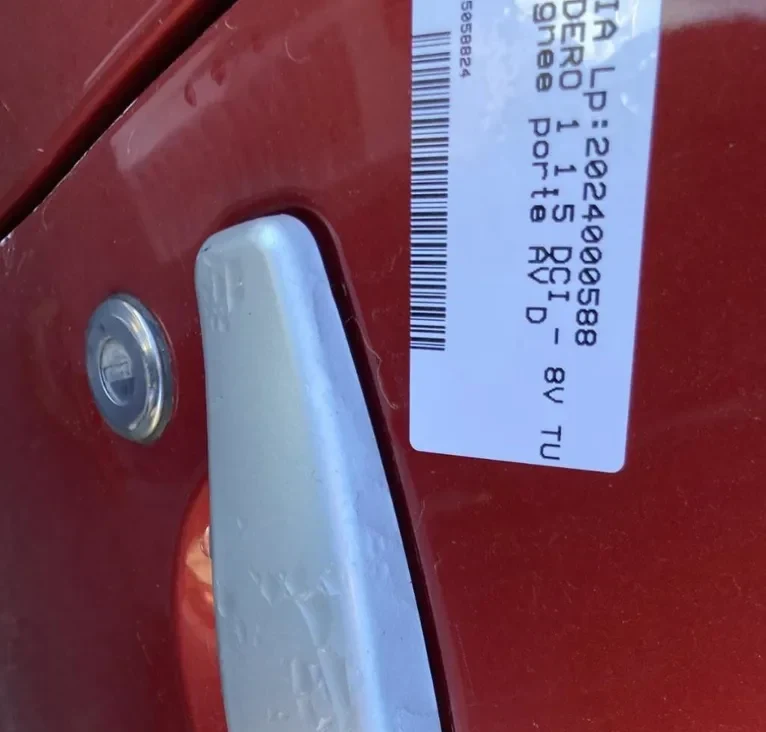 Poignee ext porte avd DACIA SANDERO 1 occasion