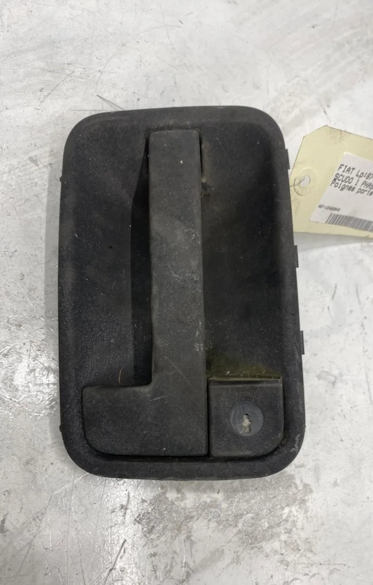 Poignee ext porte avd Fiat SCUDO Camionnette (220_) 2.0 jtd (1999-2006) occasion