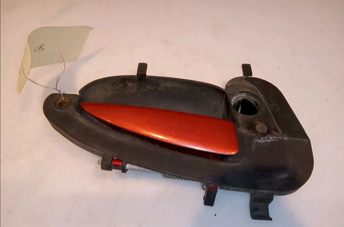 Poignee ext porte avd Ford COUGAR (EC_) 2.5 v6 24v (1998-2001) occasion