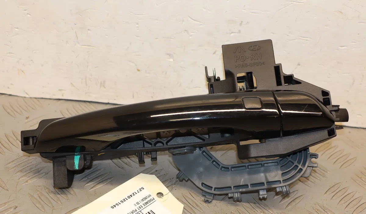 Poignee ext porte avd Hyundai I30 (PDE, PD, PDEN) 2.0 n (2017) occasion