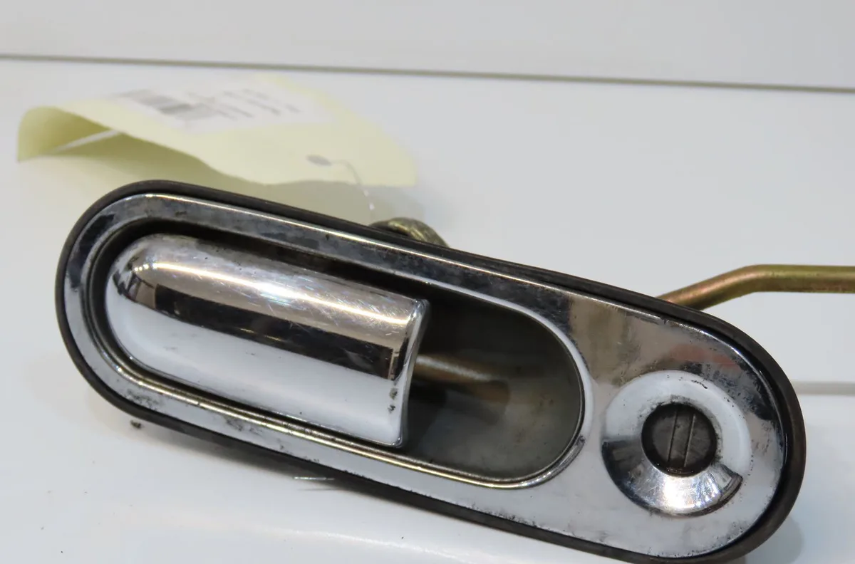 Poignee ext porte avd Mazda MX-5 I (NA) 1.6 (na6c) (1990-1994) occasion