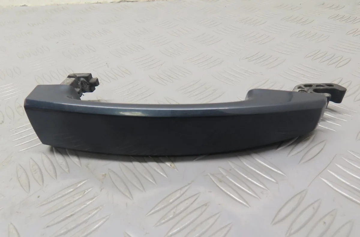 Poignee ext porte avd OPEL CORSA IV 2022 occasion