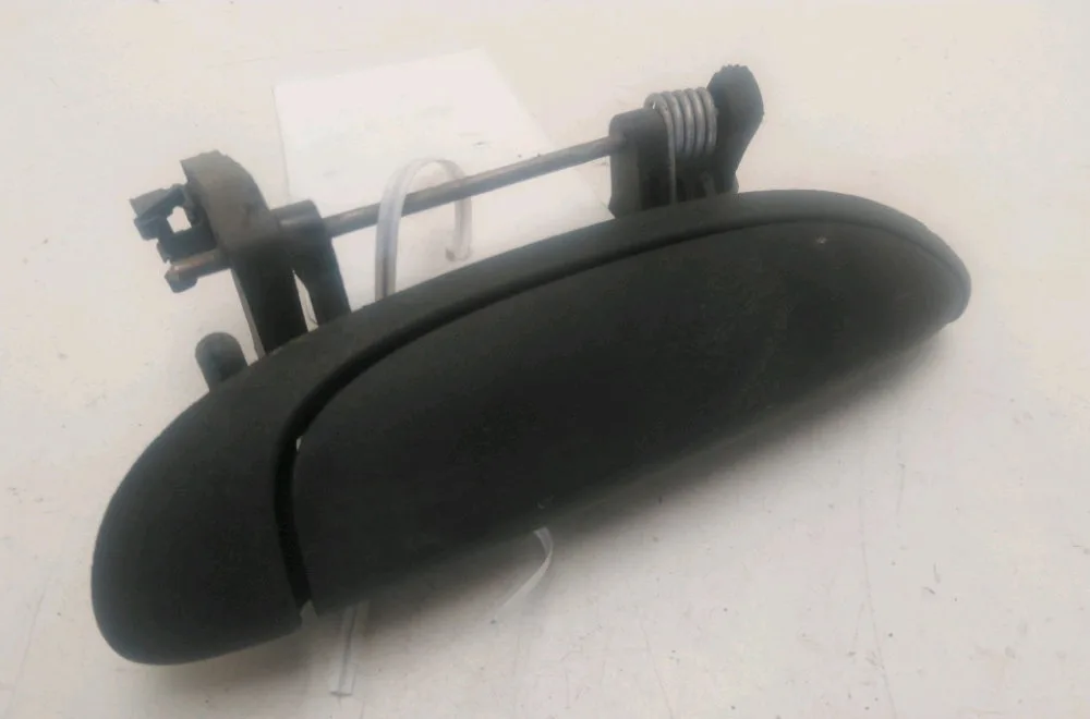 Poignee ext porte avd Renault CLIO II (BB_, CB_) 1.5 dci (b-cb07) (2001-2009) 3 portes occasion