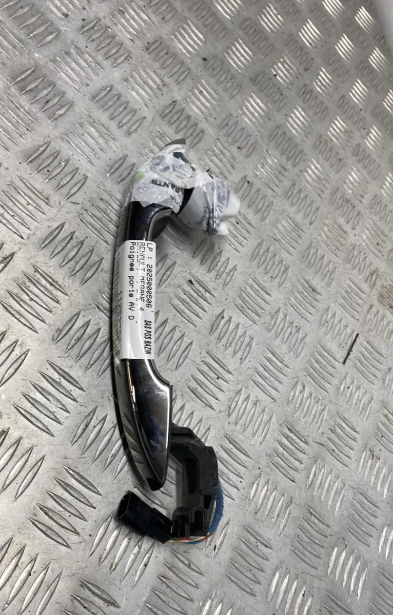 Poignee ext porte avd RENAULT MEGANE 4 PHASE 1 occasion