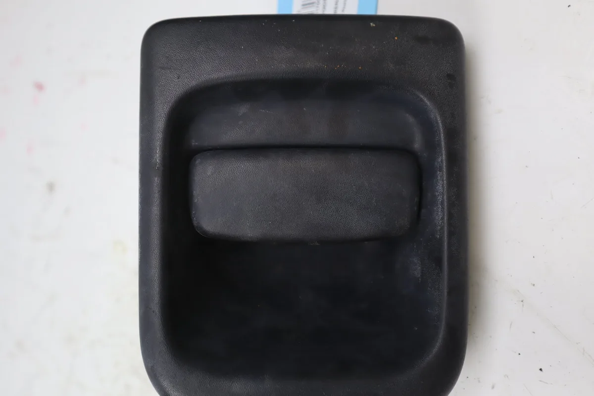 Poignee ext porte avd Renault trucks MASCOTT Camion plate-forme-Châssis 90 (1999-2001) occasion