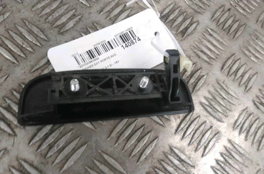 Poignee ext porte avd Suzuki JIMNY Véhicule tout terrain fermé (A6G) 1.5 allgrip (2018) occasion