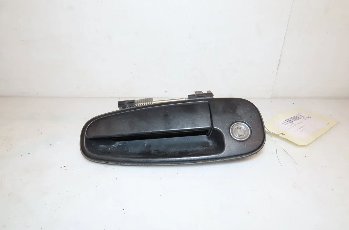 Poignee ext porte avd Toyota RAV 4 I Cabrio (_A1_) 2.0 4wd (sxa11) (1997-2000) occasion