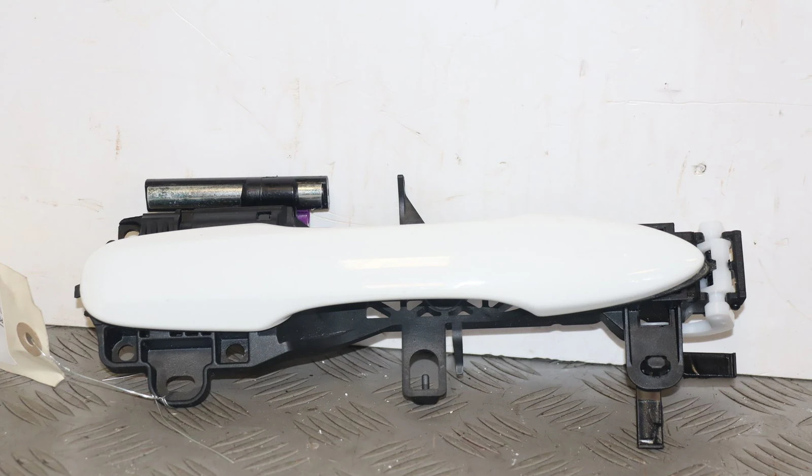 Poignee ext porte avd Toyota YARIS (_P21_, _PA1_, _PH1_) 1.5 hybrid (mxph10, mxph11) (2020) 5 portes occasion