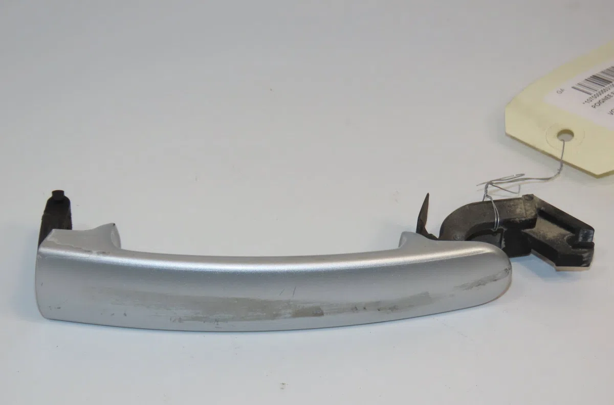 Poignee ext porte avd Volkswagen POLO (9N_, 9A_) 1.2 12v (2001-2007) 5 portes occasion