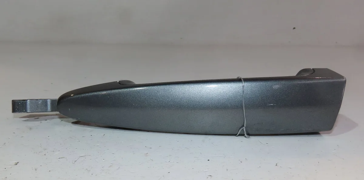 Poignee ext porte avg Bmw 3 (E90) 330 d (2005-2008) occasion