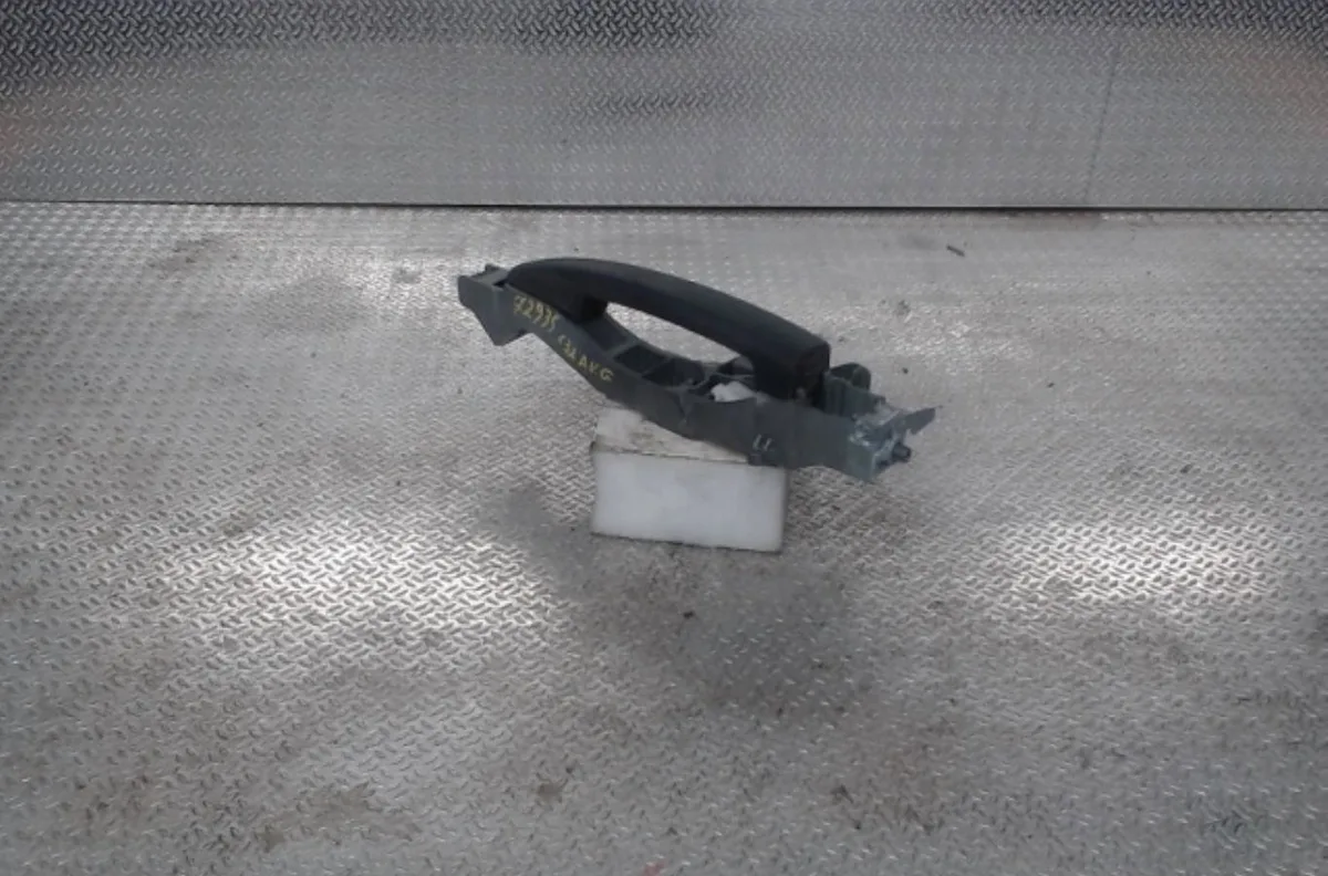 Poignee ext porte avg CITROEN C3 2 C3 2 PHASE 1 occasion