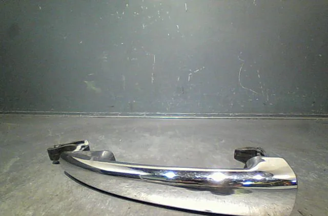 Poignee ext porte avg Citroën DS3 (SA_) 1.6 vti 120 (2010-2015) occasion