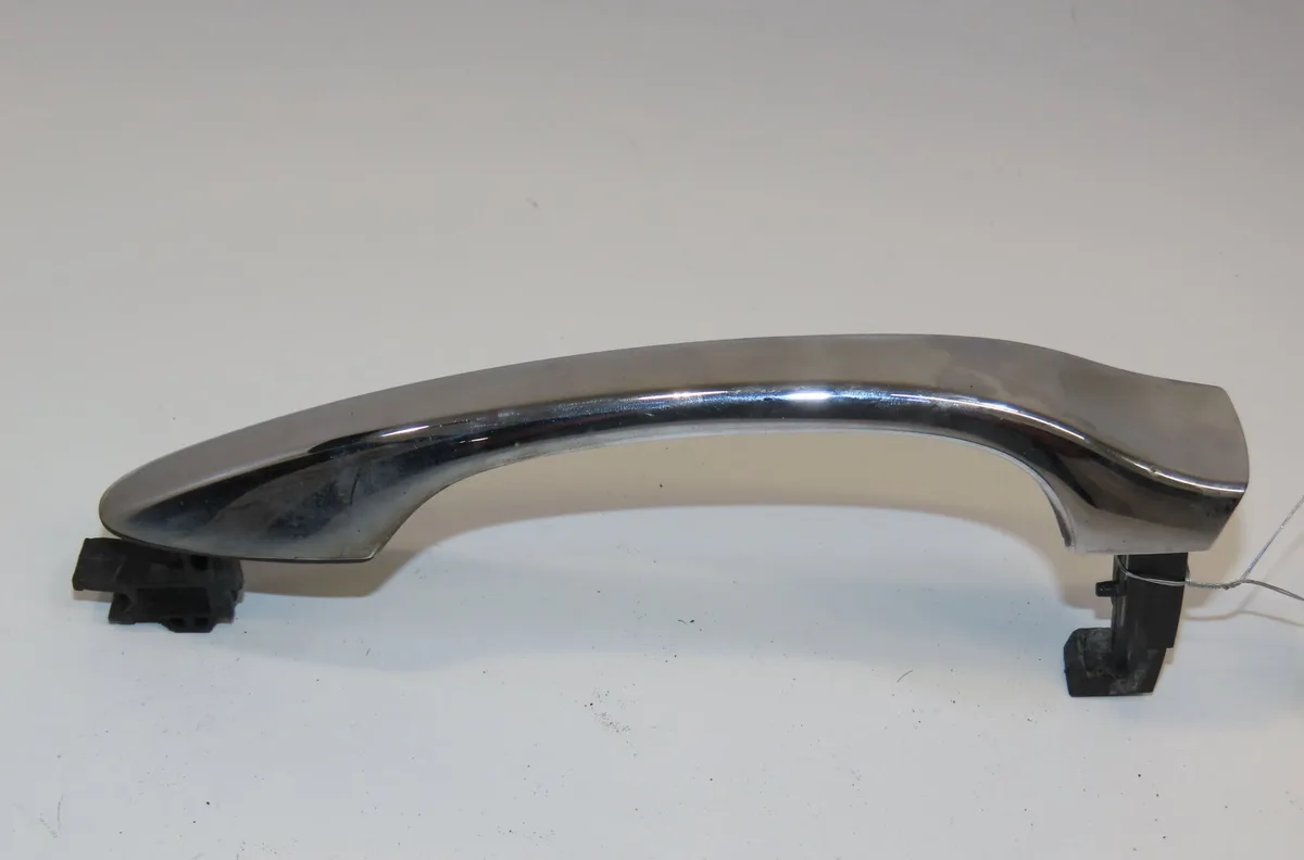 Poignee ext porte avg Jaguar XJ (X350, X358) 3.6 (2003-2009) occasion
