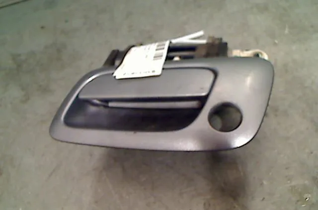 Poignee ext porte avg OPEL ASTRA 2003 occasion